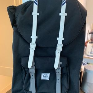 Herschel -Navy-Computer Backpack
